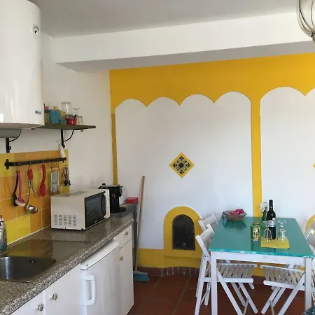 Quinta Laranja - - *